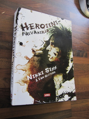 Nikki Sixx, Ian Gittins - Heroiinipäiväkirja (nid.)
