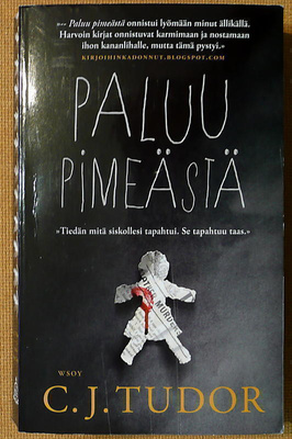 C.J.Tudor: Paluu pimeästä