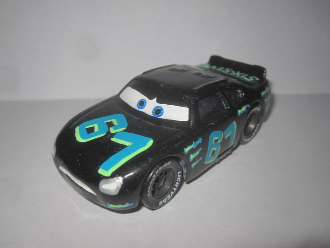Six seven 67 - CARS pikkuauto Lightning McQueen