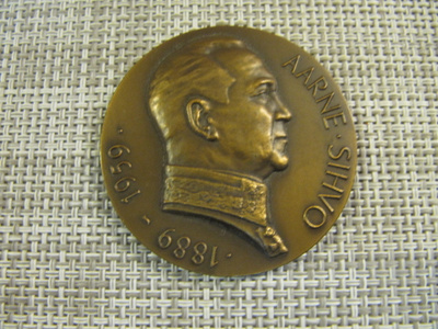 Aarne Sihvo 70 V mitali 1959 /Armas Lähteenkorva 1959.