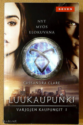 Cassandra Clare: Varjojen kaupungit -sarjaa (pokkari)