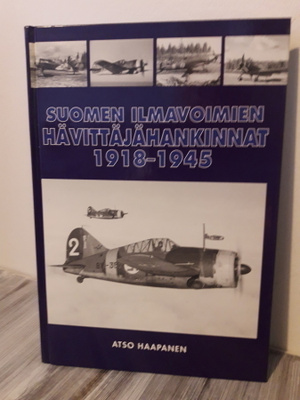 Suomen ilmavoimien hävittäjähankinnat 1918-1945