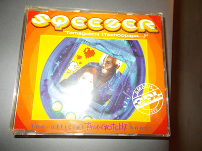 CDM SQEEZER ** TAMAGOTCHI **