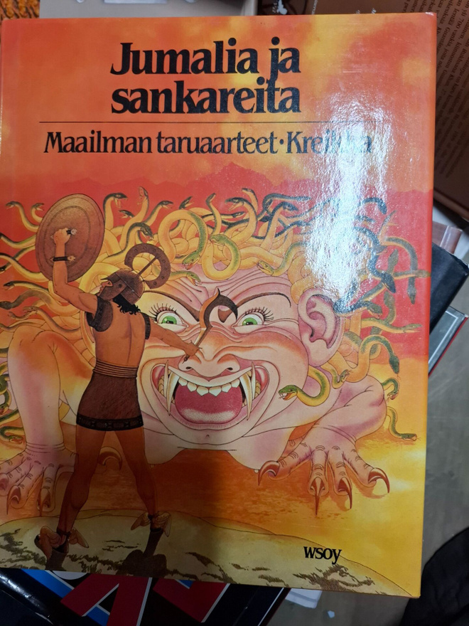 Maailman taruaarteet 2 kirjaa