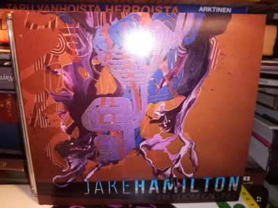 CD + DVD JAKE HAMILTON : FREEDOM CALLING ( SIS POSTIKULU