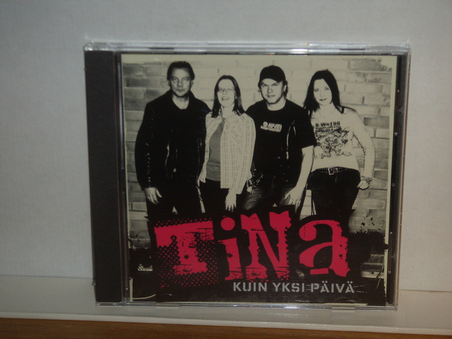 Tina CD Kuin Yksi Päivä