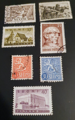 POSTIMERKKEJÄ VUOSILTA 1952-1956