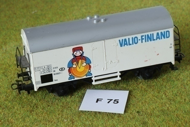 #F75 Märklin 4568 VALIO tavaravaunu + laatikko