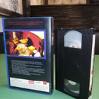 VHS TEENWOLF -  PALLOKENTÄN KAUHU ( SIS POSTIKULU ) - pikkukuva 2