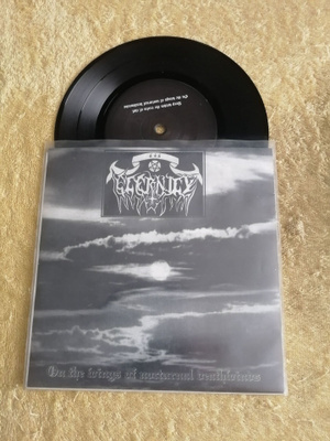 DUNKELGRAFEN / ETERNITY - Todesruh / On The Wings 7"
