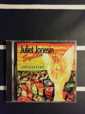 Juliet Jonesin Sydän. Joneskaupunki. v. 1994.