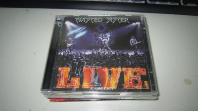 Twisted Sister Live at Hammersmith