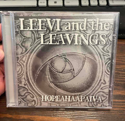 Leevi and the Leavings: Hopeahääpäivä (cd, 2003)