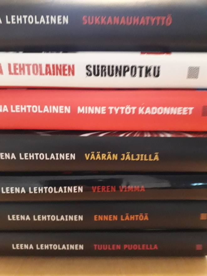 Leena Lehtolainen - kirjapaketti (7 kpl)