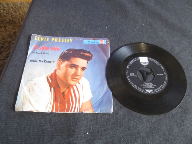 Elvis Presley – O Sole Mio (It's Now Or Never) / Make Me Kno