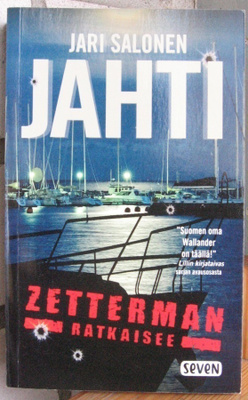 Jari Salonen: Jahti, Otava 2018. 399 s.