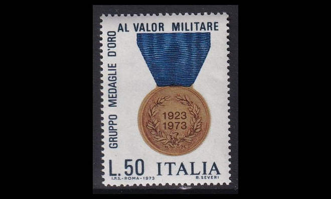 Italia 1432 ** Kultainen urhoollisuusmitali 50v (1973)