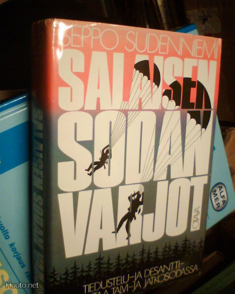 Sudenniemi SALAISEN SODAN VARJOT ( 1 p. 1987 ) Sis.pk:t