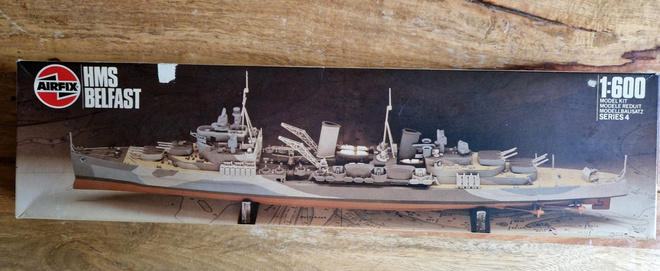Airfix HMS Belfast vintage 1986. Mittakaava 1:600