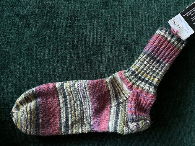 Koko 37 Step-langasta käsinkudotut villasukat
