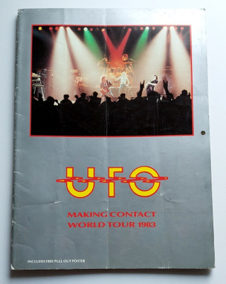 UFO : Kiertuekirja Making Contact 1983