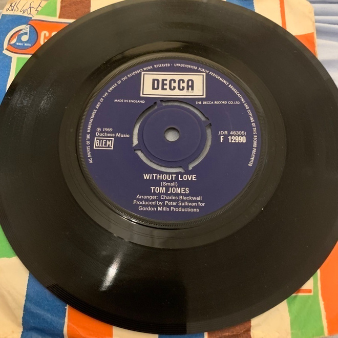 TOM JONES: Without Love * A Man Who Knows Too Much* UK 1969