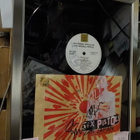 SEX PISTOLS TAULU KOLMELLA NIMMARILLA - pikkukuva 2
