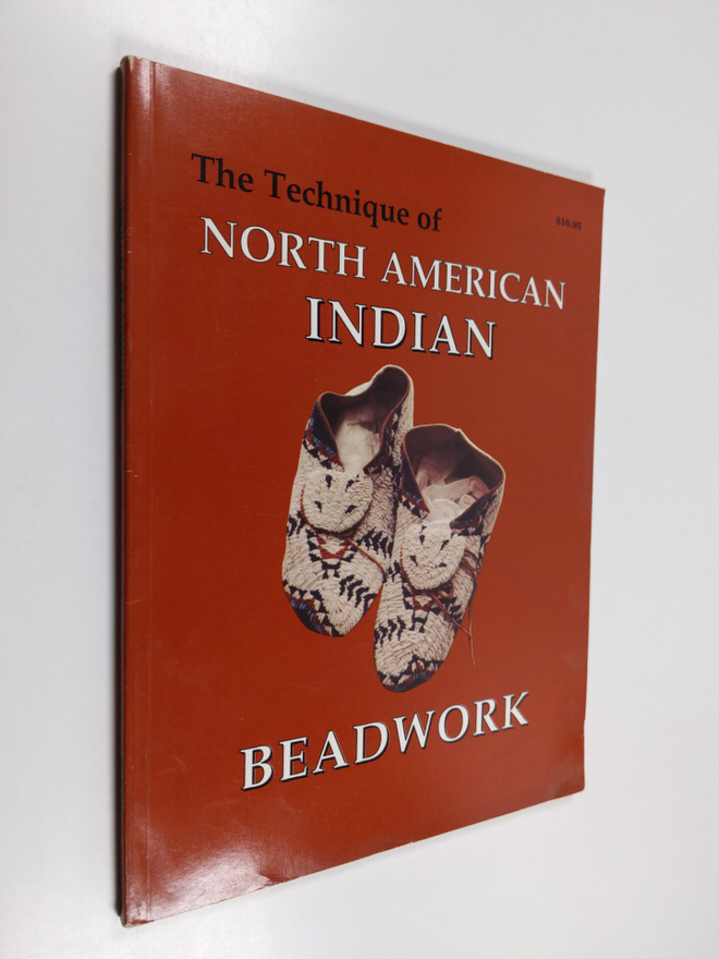 Monte Smith : The technique of North American Indian bead...