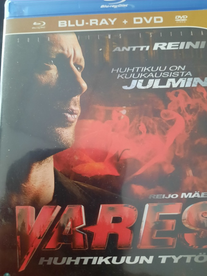 VARES HUHTIKUUN TYTÖT Blu-ray + dvd