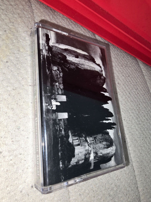 Nihasa / Drowning the Light / Possession Ritual – Split kase