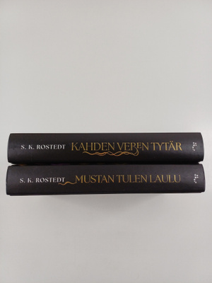 S. K. Rostedt : Moorna 1-2: Kahden veren tytär ; Mustan t...