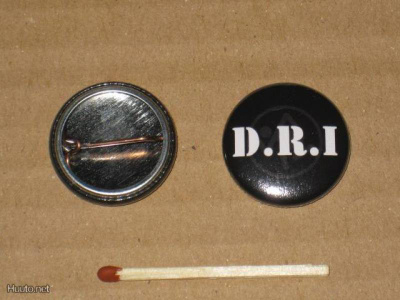 D.R.I. Dirty Rotten Imbesils rintanappi 1" (k3)