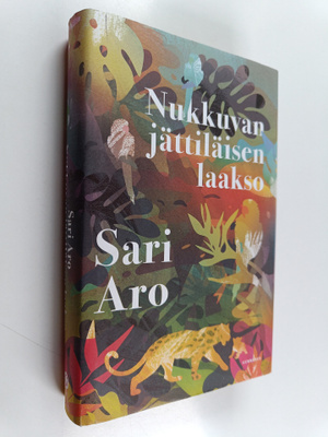 Sari Aro : Nukkuvan jättiläisen laakso