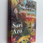 Sari Aro : Nukkuvan jättiläisen laakso - pikkukuva 1
