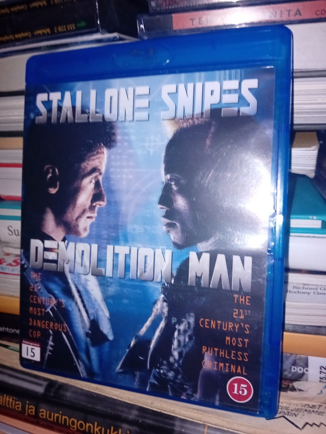 Blu-ray Demolition man ( SIS POSTIKULU  )