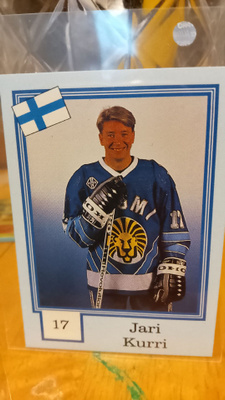 Finnish semic Jari Kurri!! Blanco! Mint