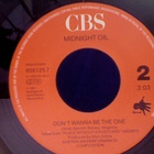 MIDNIGHT OIL:KING OF THE MOUNTAIN/DON'T WANNA BE THE ONE 7" - pikkukuva 4