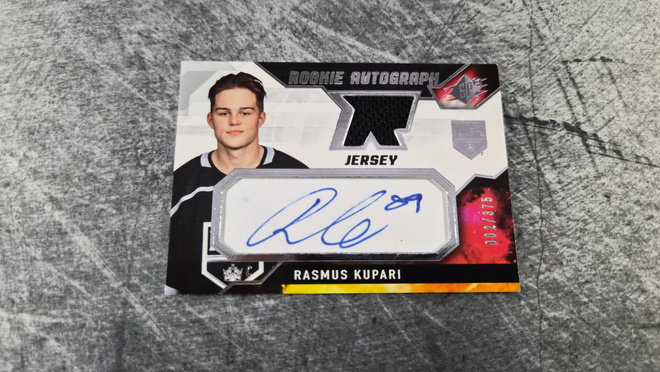 Rasmus Kupari 2021-22 SPx Rookie Auto Jersey