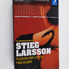 Stieg Larsson : Flickan som lekte med elden - pikkukuva 1