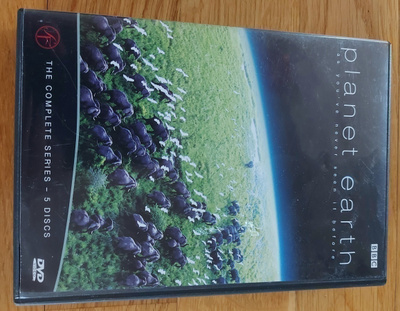 Planet earth DVD-boksi