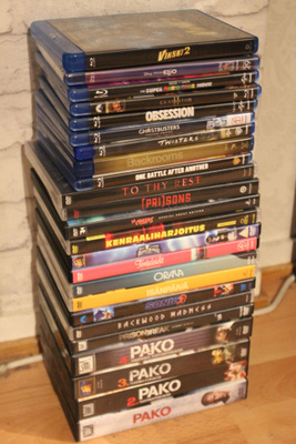 Pieni DVD & BLU-RAY elokuva paketti