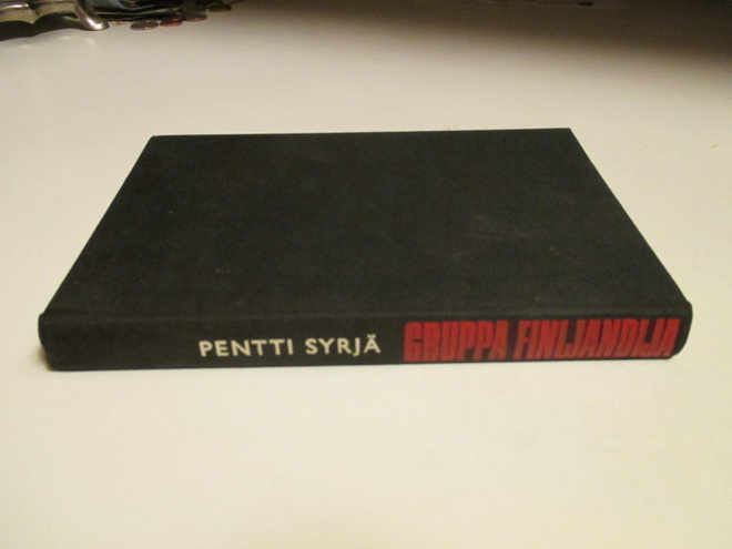 Pentti Syrjä:  Gruppa Finljandija.  Katso lisäkuvat.