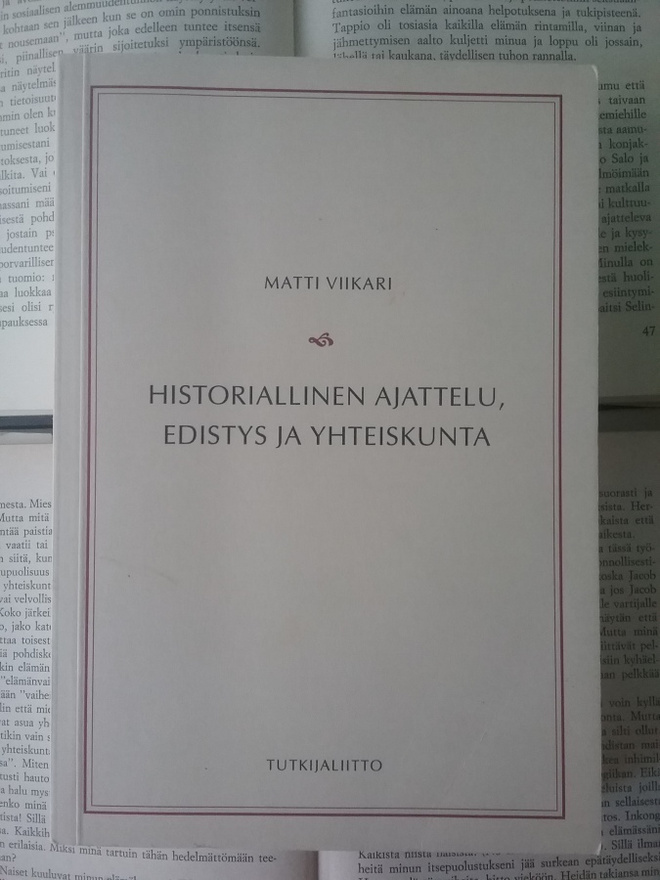 Historiallinen ajattelu, edistys ja yhteiskunta (nid.)