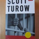 Scott Turow: Kumottu tuomio / Identtiset - pikkukuva 2