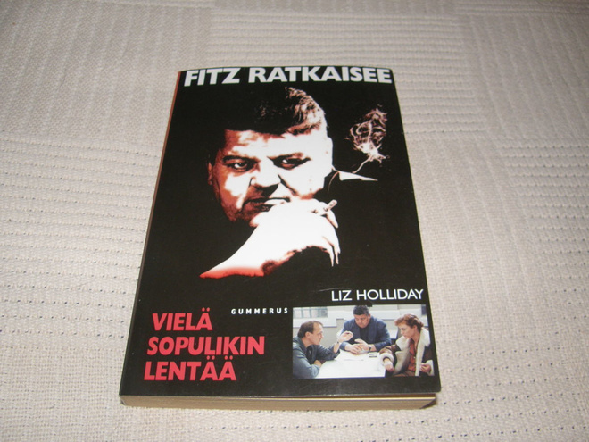 Liz Holliday Vielä sopulikin lentää  -nid