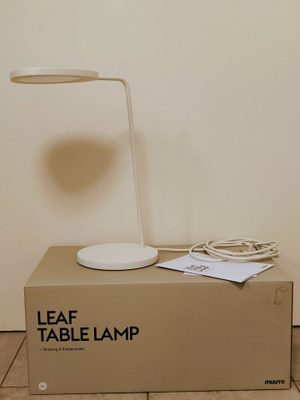Muuto Leaf pöytävalaisin