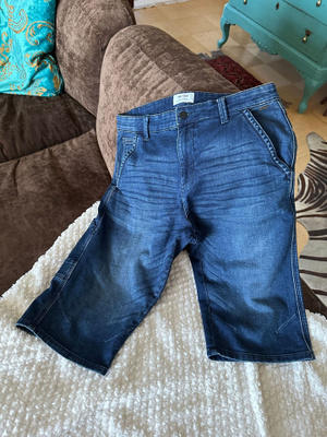 Miesten Only & Sons siniset farkkushortsit W 32