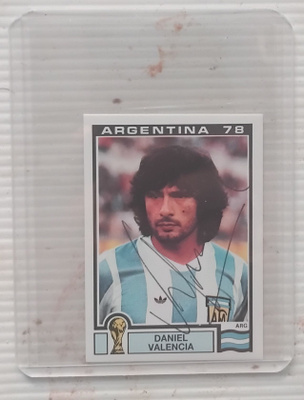 Daniel Valencia Argentiina signed