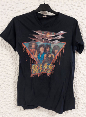 KISS : T -paita 80 -luvulta