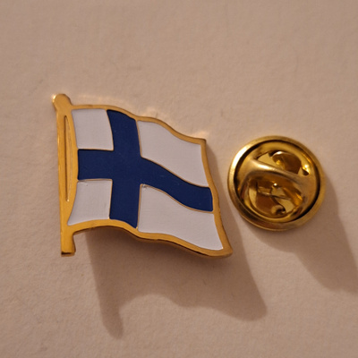 SUOMI LIPPU PINSSI